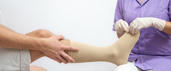 freepik__closeup-de-uma-cena-clnica-realista-e-bem-iluminad__93209